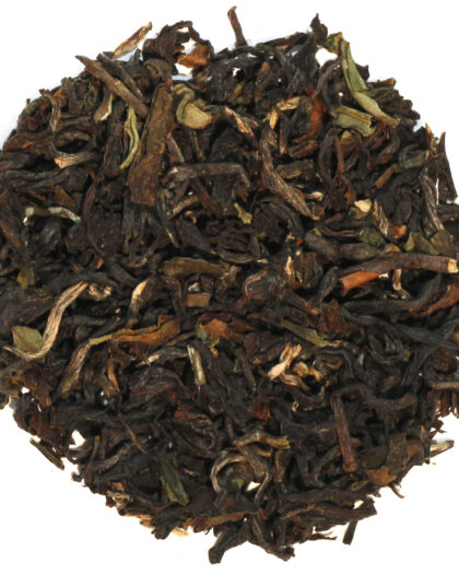 A wholesale 1 lb bag of Organic Darjeeling 2nd Flush black tea, featuring well-crafted leaves prized for their muscatel flavor and floral-fruity notes.